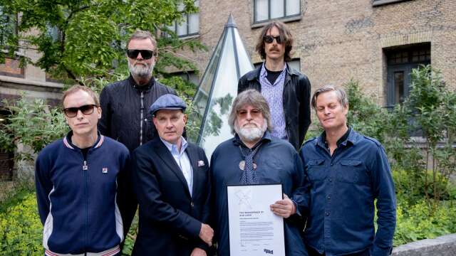 The Soundtrack of Our Lives under presentationen av de artister som blivit invalda i Swedish Music Hall of Fame. Värmländska Mattias Bärjed uppe till höger och Martin Hederos längst till höger.
