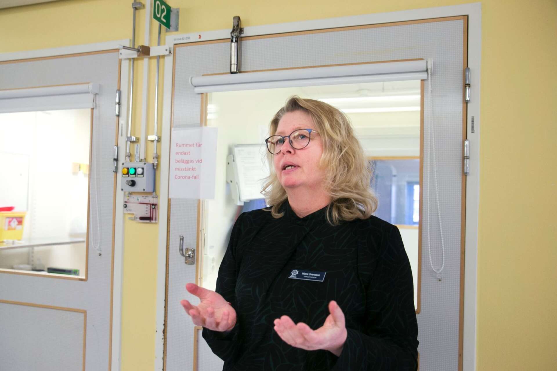 Tillförordnade slutenvårdschefen Maria Berglund hoppas att vårdavdelningen med inhyrda sjuksköterskor kan öppna under april.