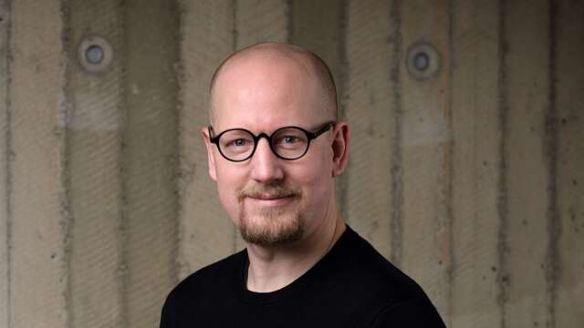 Demokratiexperten Carl Heath gästar Stadshotellet i Åmål på måndag kväll och föreläser om bland annat näthat.