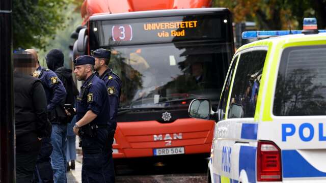 Flera poliser kallades till Stora torget i Karlstad där en misstänkt misshandel ägde rum under fredagseftermiddagen.