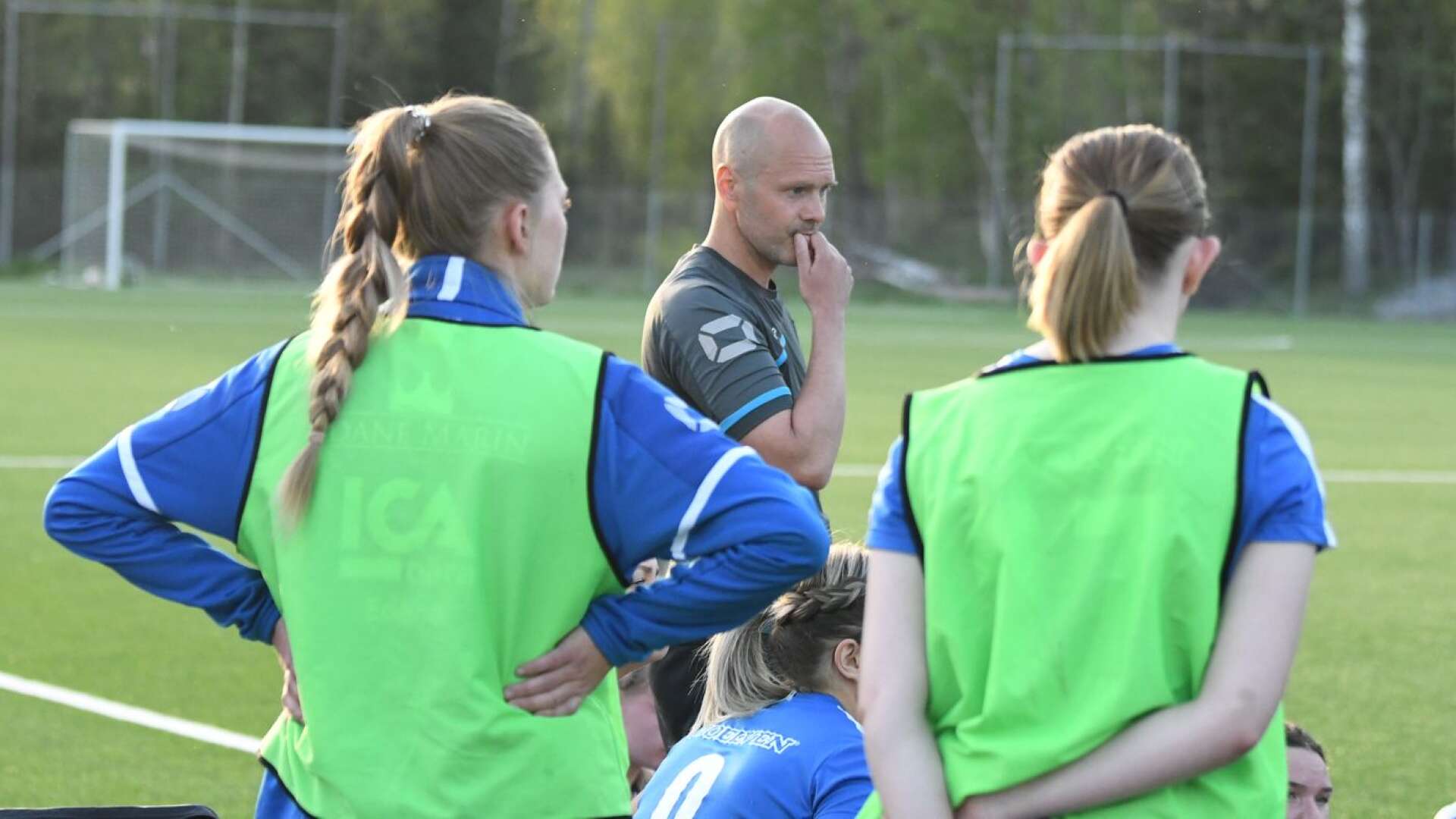 Kronan-tränaren Calle Forsberg konstaterade att serietvåan Karlstad Fotboll på bortaplan till slut blev övermäktigt.