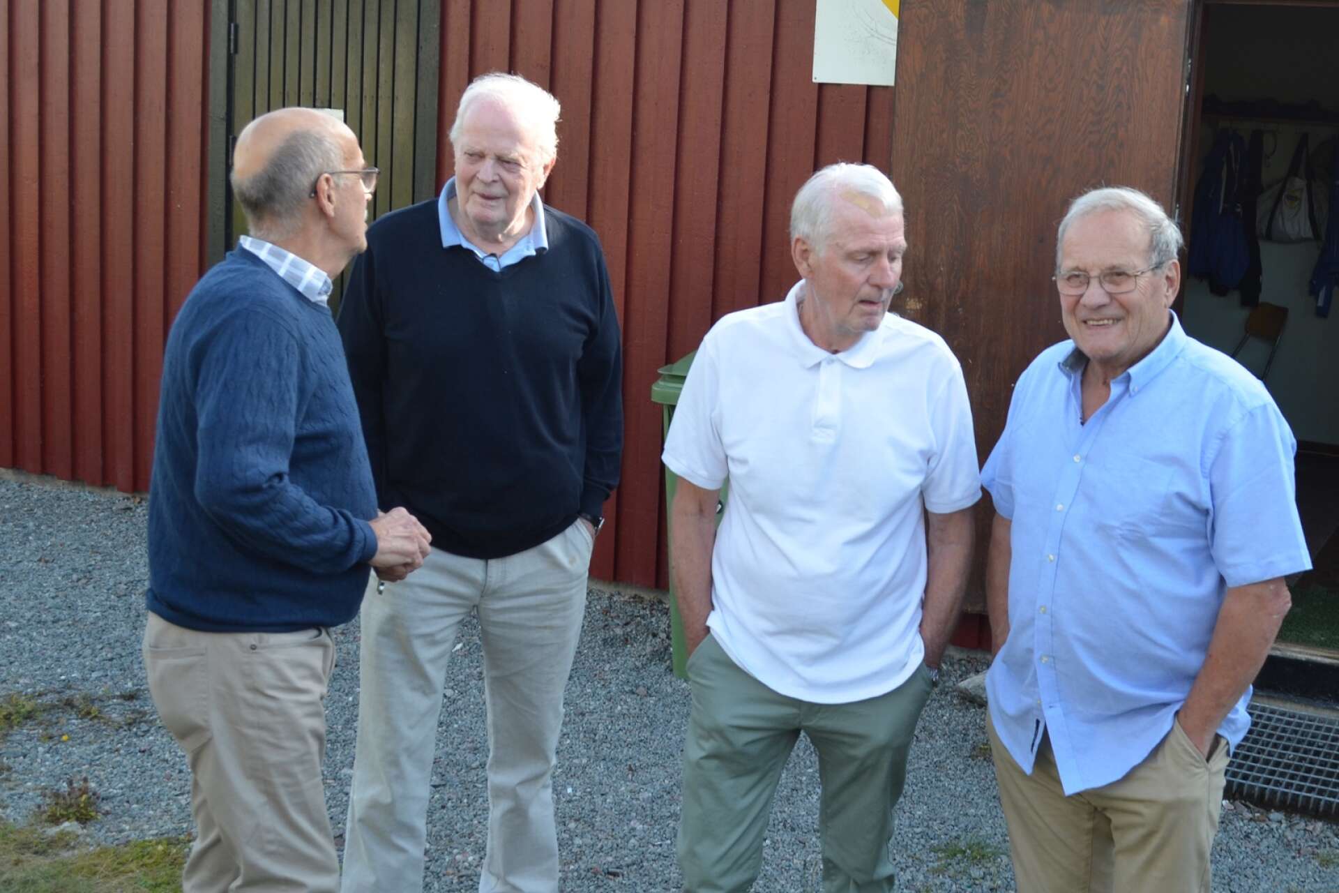 Gunnar Engdahl, Lars-Olof Strandberg, Karl-Erik Eriksson och Torbjörn Engdahl var pålitliga kort i ÄIF-dressen. Karl-Erik Eriksson gjorde sedan hela tolv säsonger i Hovås IF som då tillhörde gamla div.II vilket var serien direkt under allsvenskan.