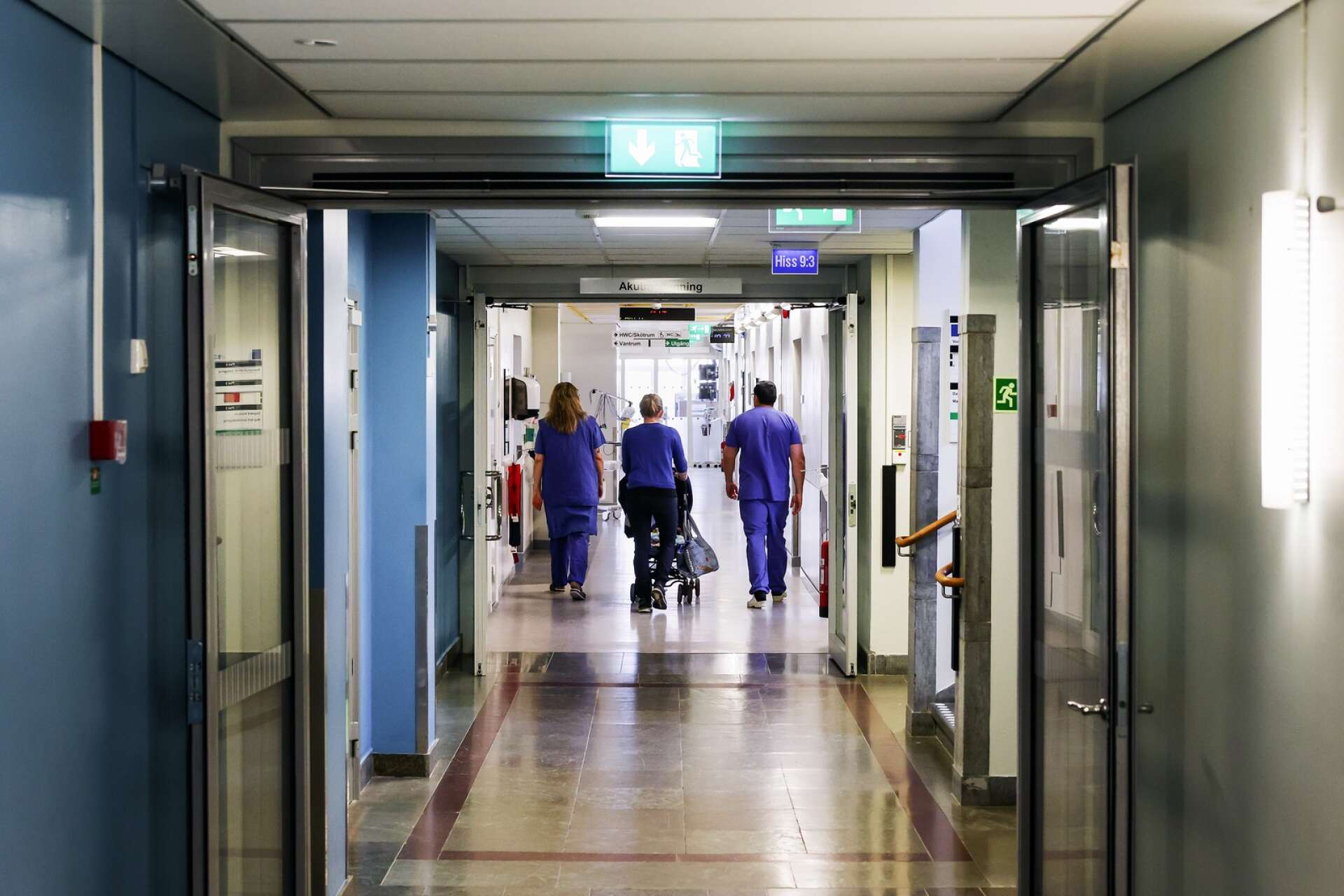 Fem läkare på sjukhuset i Lidköping har IVO-anmält stängningen av akuten. De hoppas nu att myndigheten ska utreda risker och konsekvenser med en stängning ur ett patientsäkerhetsperspektiv.
