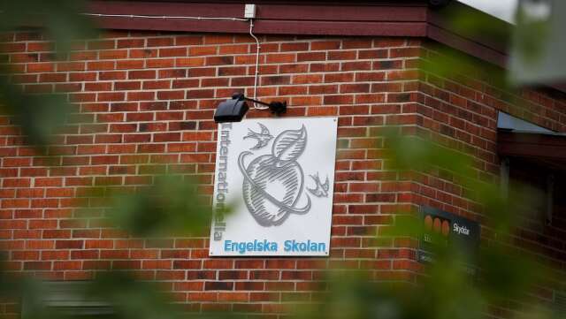 Internationella engelska skolan i Karlstad betalade först inte tillbaka tilläggsbeloppen till kommunen, trots att eleverna hade bytt skola.