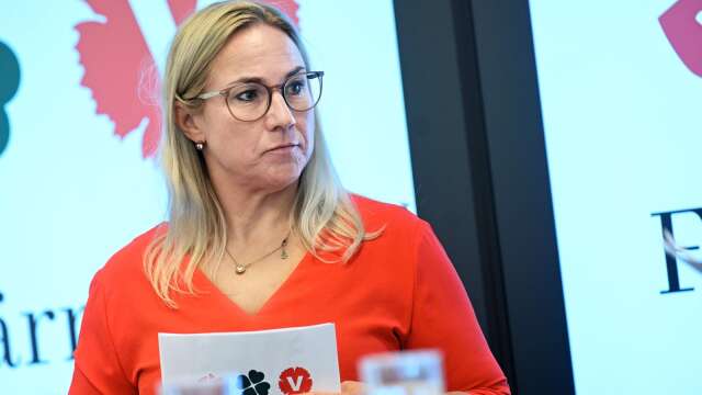  Fråga Åsa Johansson (S) om var förslagen är, uppmanar debattörerna. 