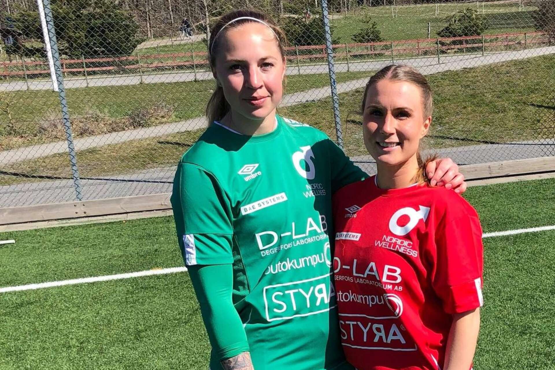 Degerfors med målvakten Anna Zander och anfallaren Sara Sandberg spelar i morgon derby borta mot Örebro.
