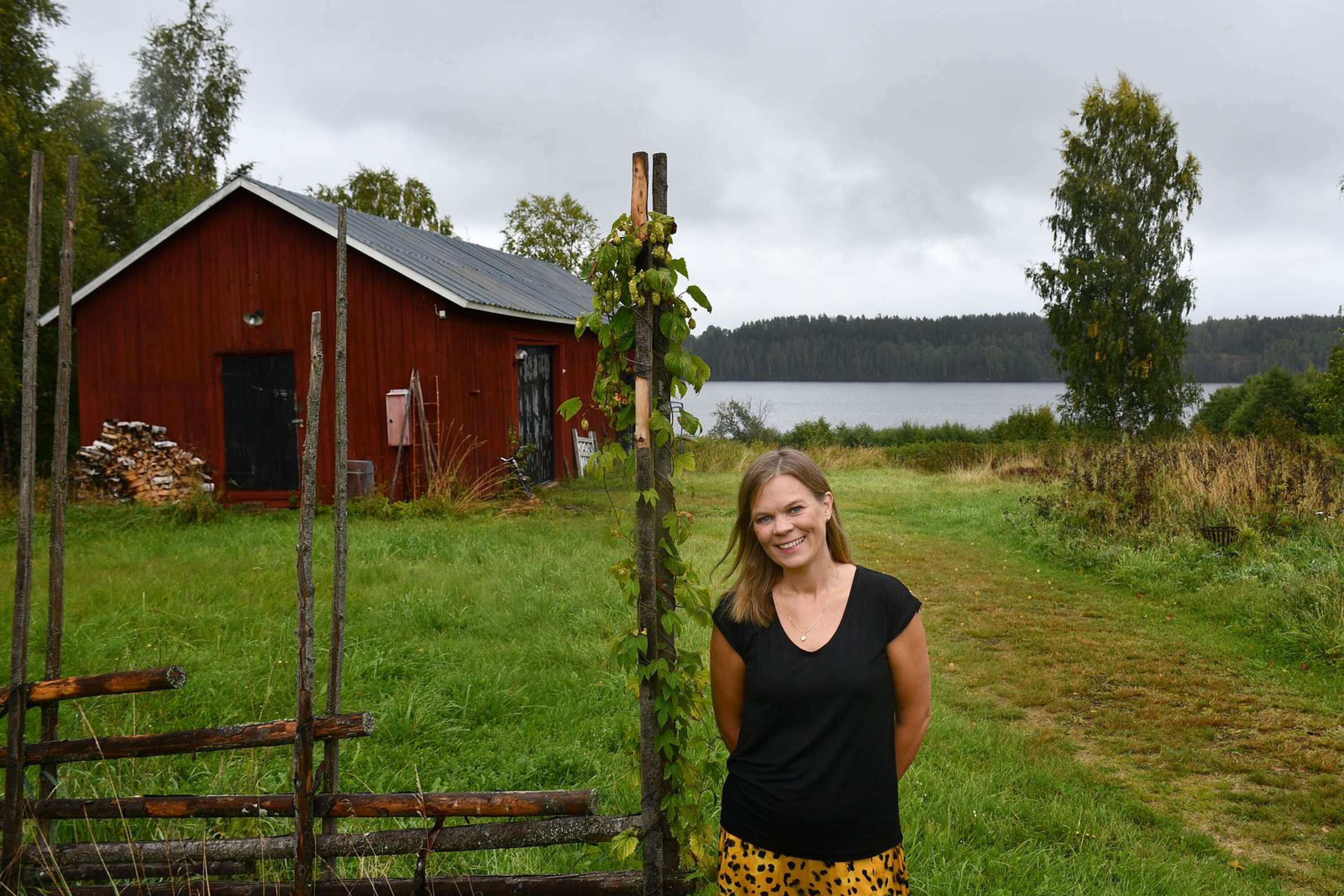 I början av september intervjuade vi nytillträdda kommunalrådet Kristina Lundberg (C). Några veckor senare stormade det rejält kring henne. 