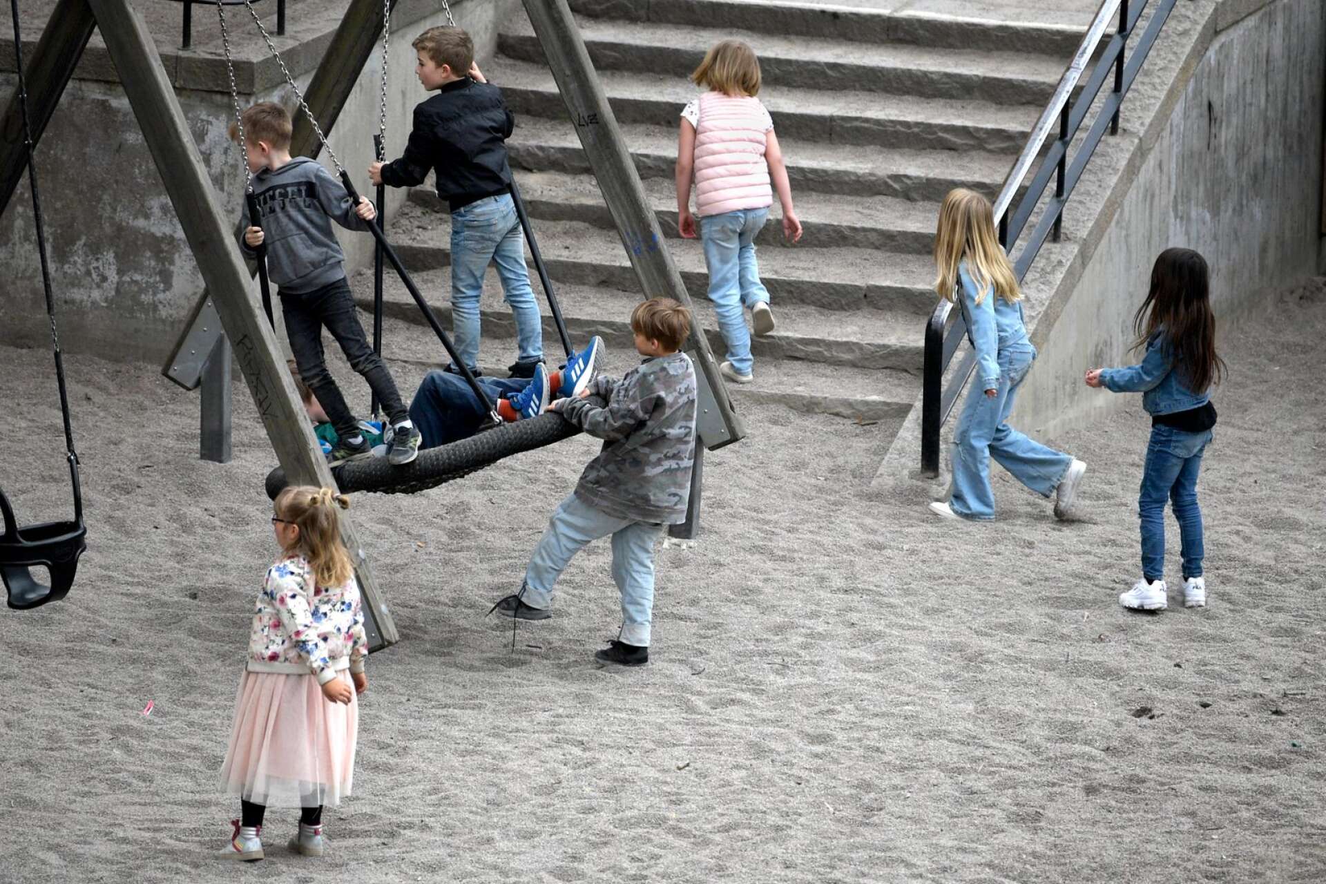 Sverige har ännu inte skrivit under det tredje tilläggsprotokollet till barnkonventionen, skriver Anna-Greta Johansson med flera.