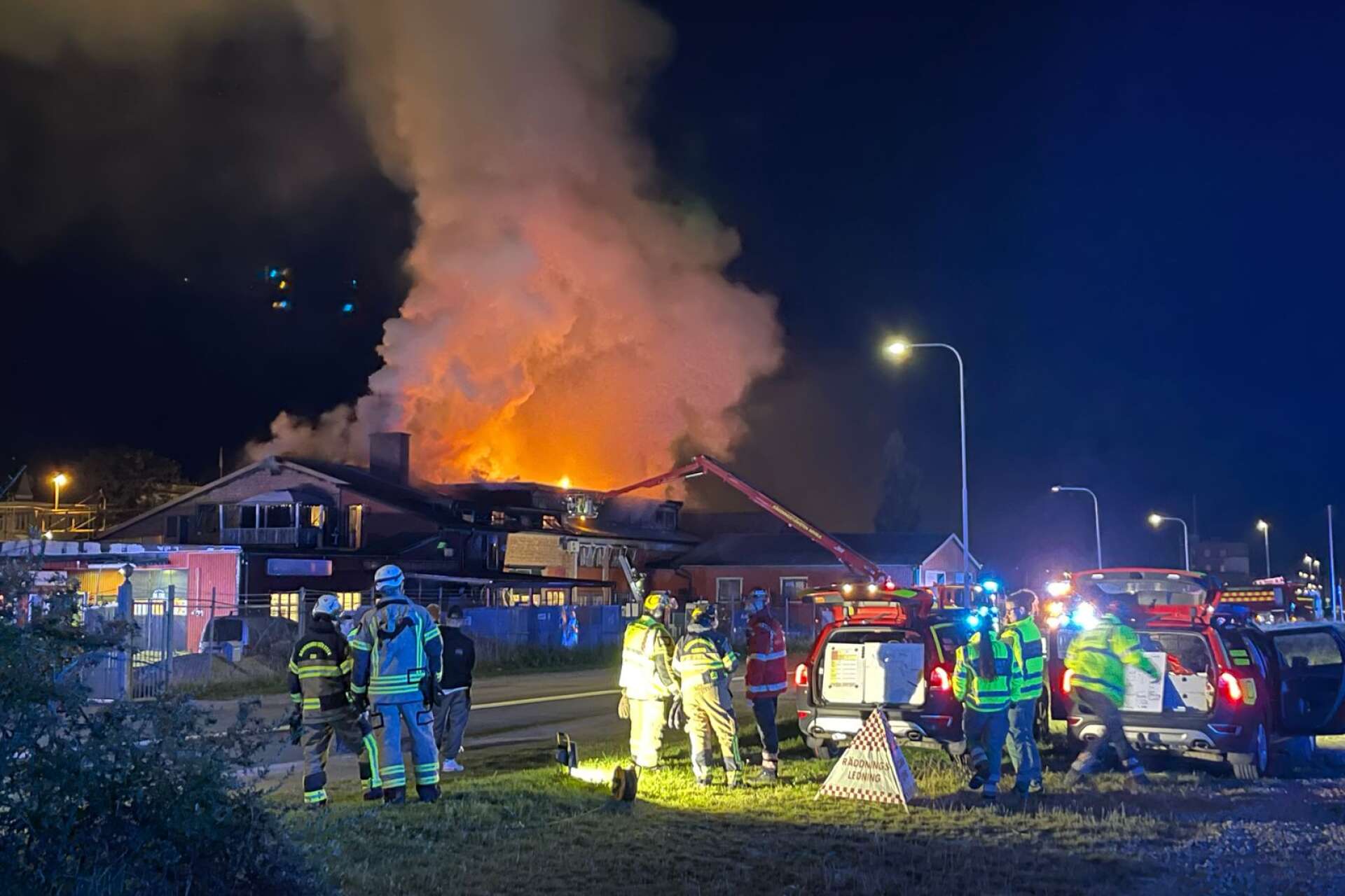 Det brann i en fastighet på Spårgatan i Arvika i slutet av augusti. Polisen utreder grov mordbrand.