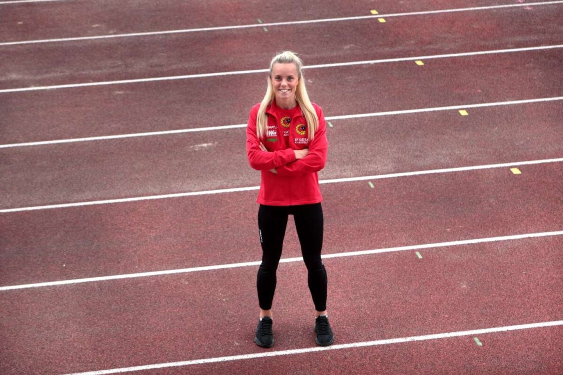IF Götas Minna Svärd gjorde svensk säsongsdebut och noterades för 57,81 sekunder på 400 meter häck.