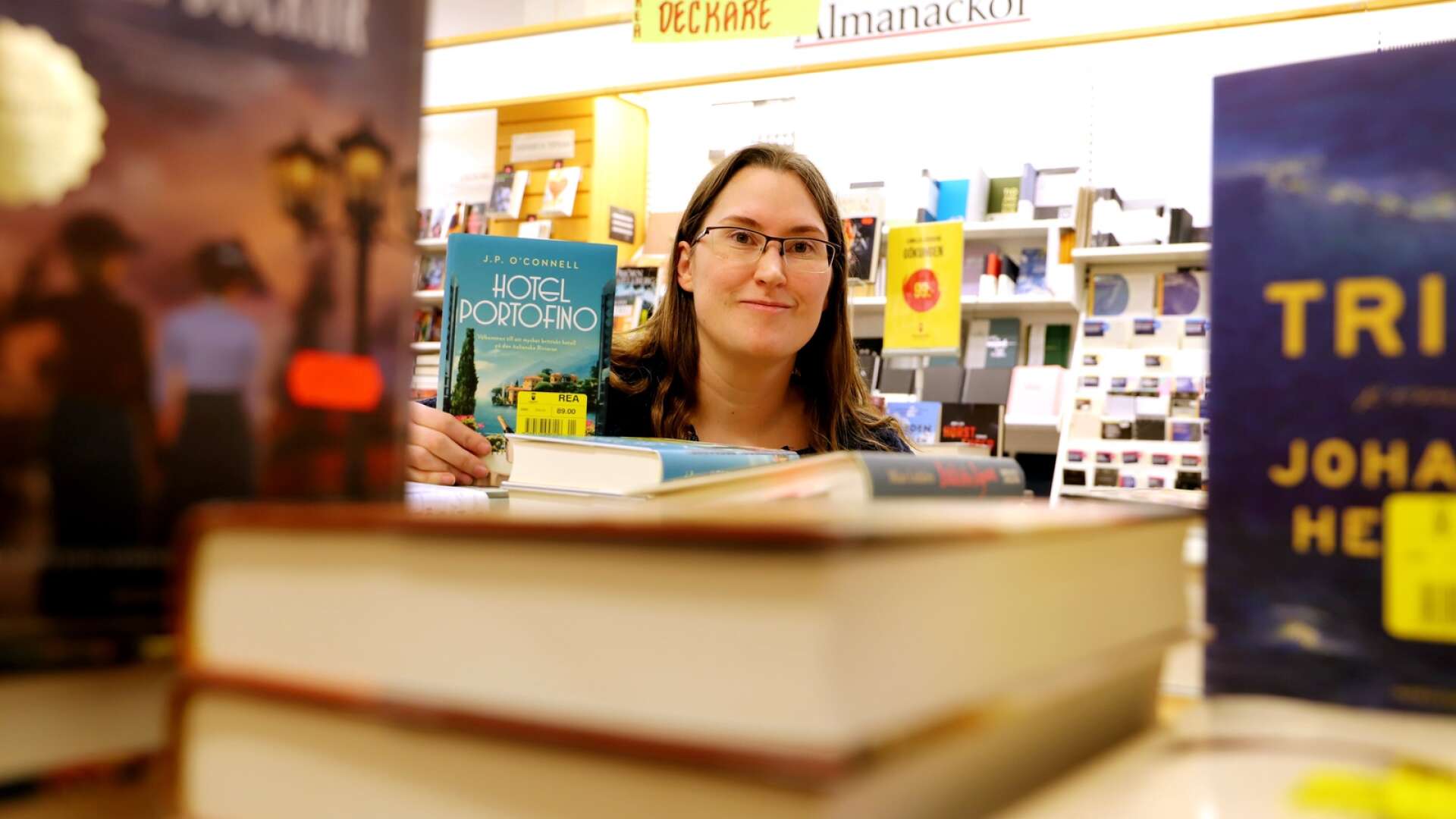 Hannah tog över bokhandeln i Kristinehamn och mötte kundernas kärlek