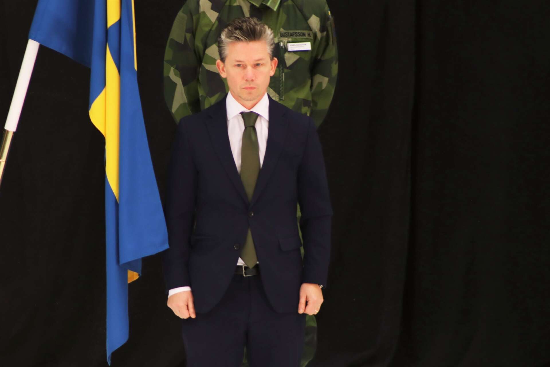Försvarsminister Pål Jonsson (M) har varit involverad i förarbetet ända sedan de lokala partivännerna väckte frågan om ett nytt regemente.