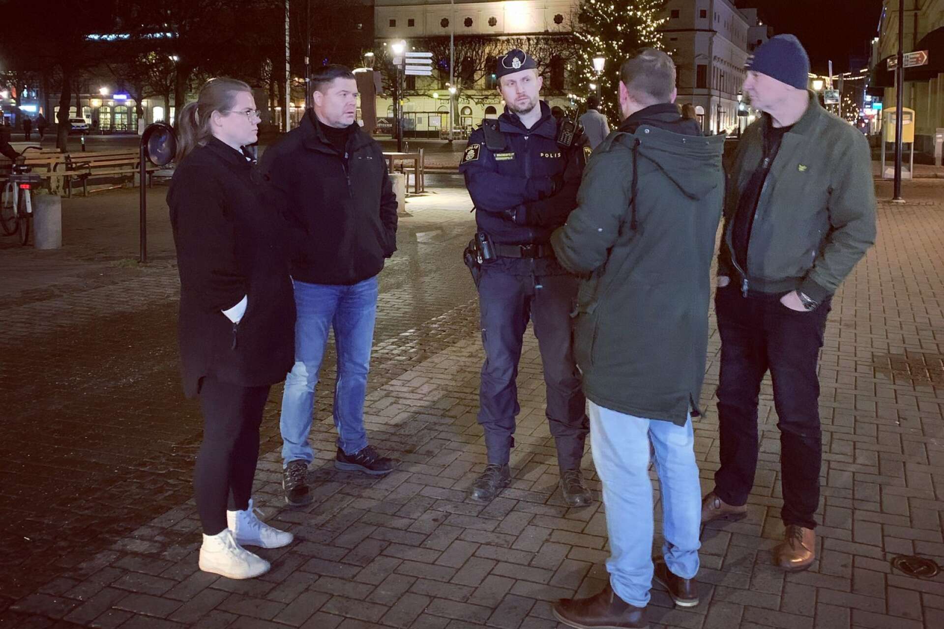Natten mellan lördag och söndag undersökte polisen tillsammans med Skatteverket, länsstyrelsen och Karlstads kommun Karlstads nattliv. 