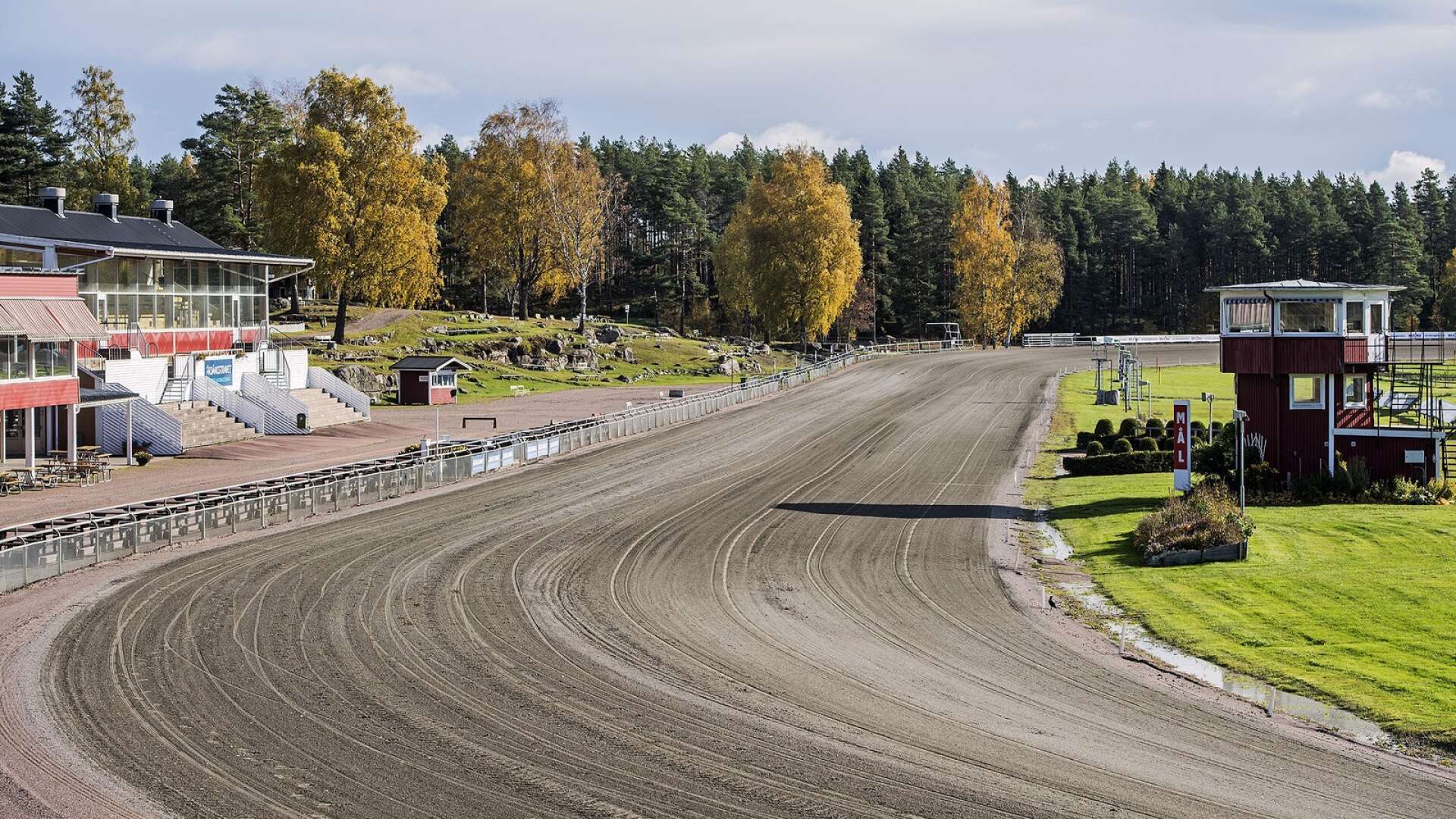 På lördag körs två SM-lopp på Årjängstravet. 
