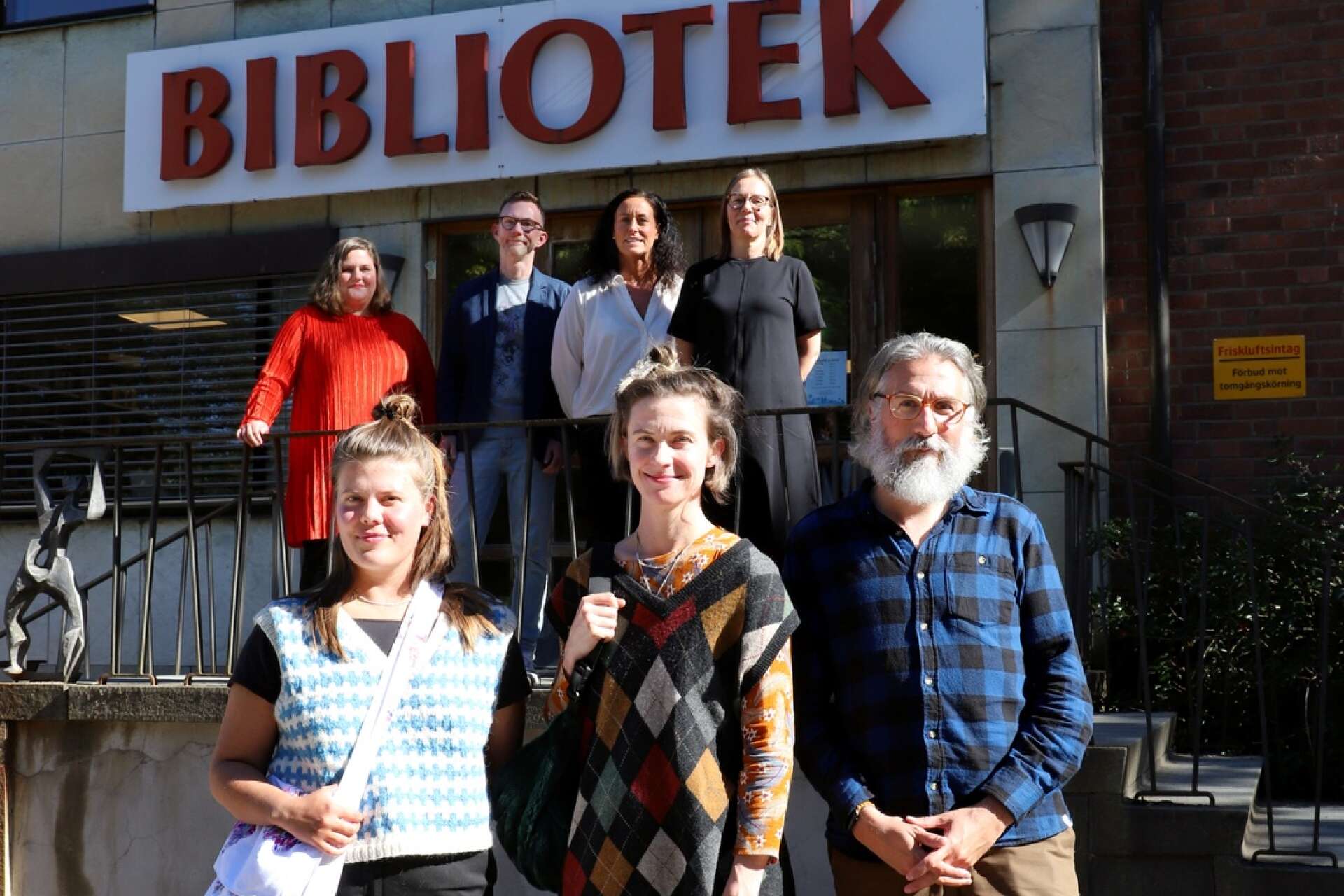 Sanna Allåker, Åsa Dybwad Norman och Christofer Bocker backas upp av ”sina” bibliotekschefer och har fria händer på sin respektive ort.