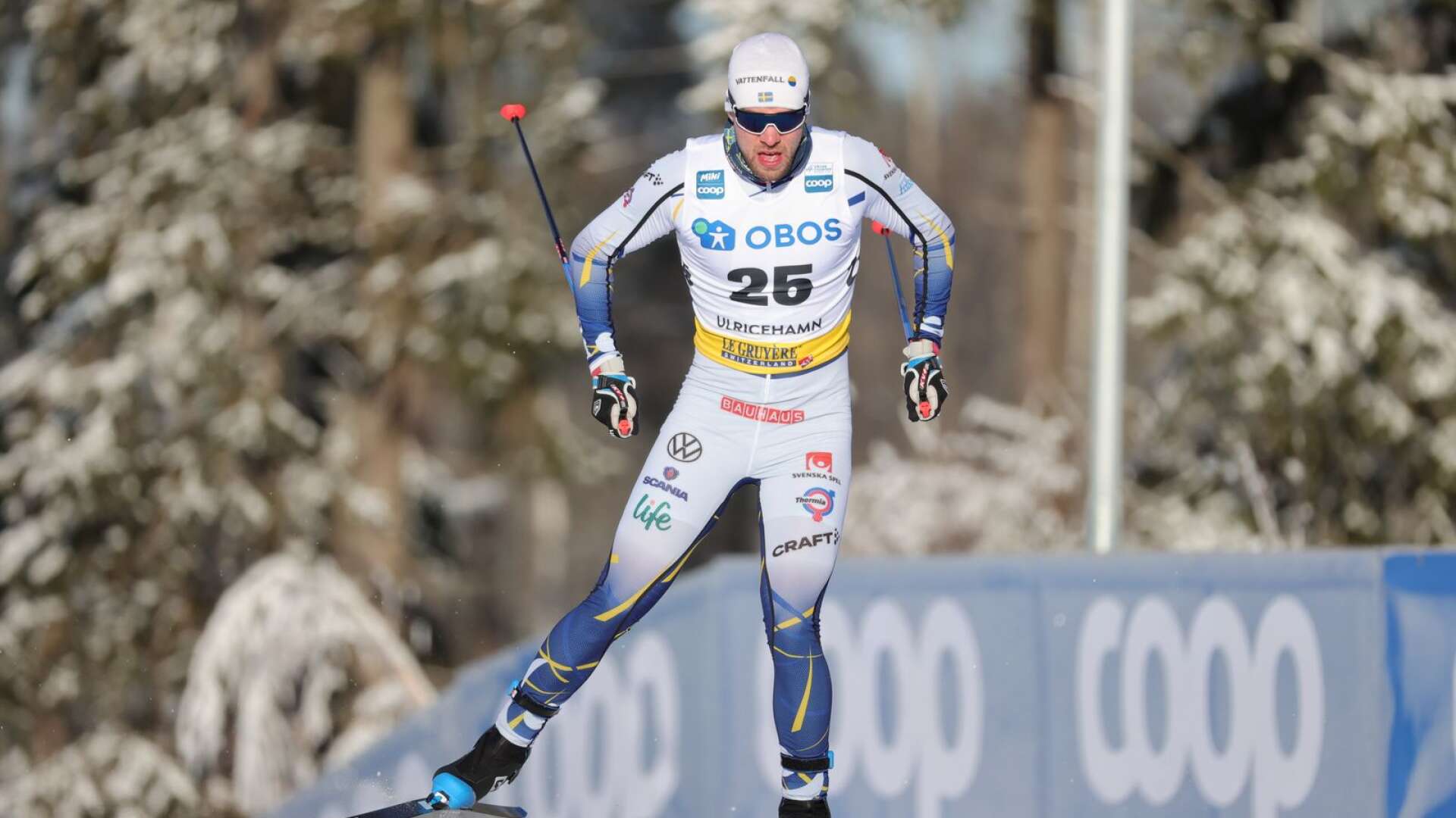 Sveriges Viktor Thorn under herrarnas sprintkval i världscupen i Ulricehamn i februari.