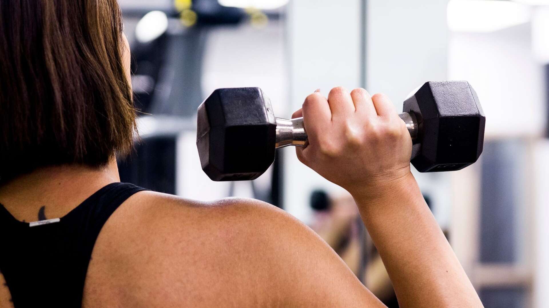 Friskvårdsbidraget kan till exempel användas för styrketräning på gym.
