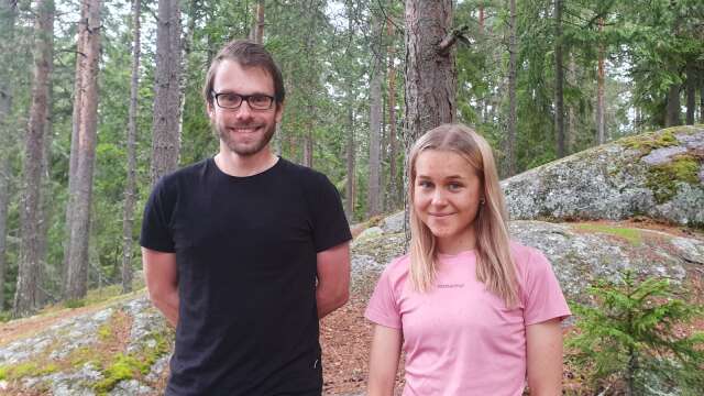 Karlskogaklubben OK Djerfs Håkan Pettersson och Ella Laine vann varsin etapp i O-ringen.