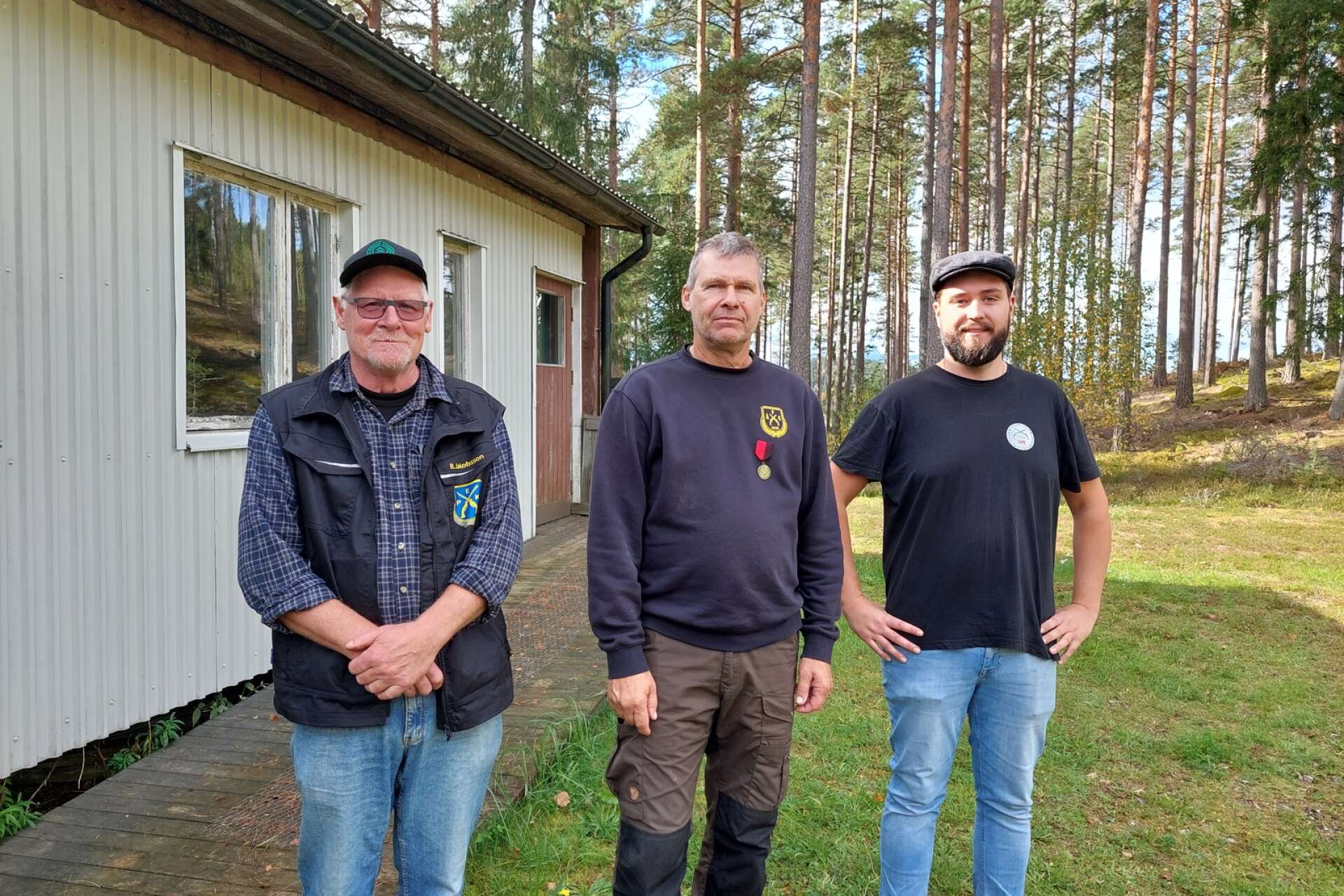 Pallen i klassen A-vapen: Tvåa Roger Jakobsson, Eds PSK, etta Peter Råbratt, Åmåls PSK och trea Eric Svanberg, Södra Dals PSF.