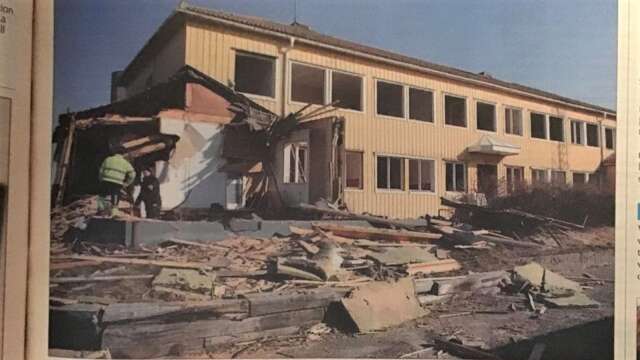 För tio år sedan försvann den stora, gamla kontorsbyggnaden vid sågverket i Ånimskog. Ett landmärke som stått på sin plats i 50 år.