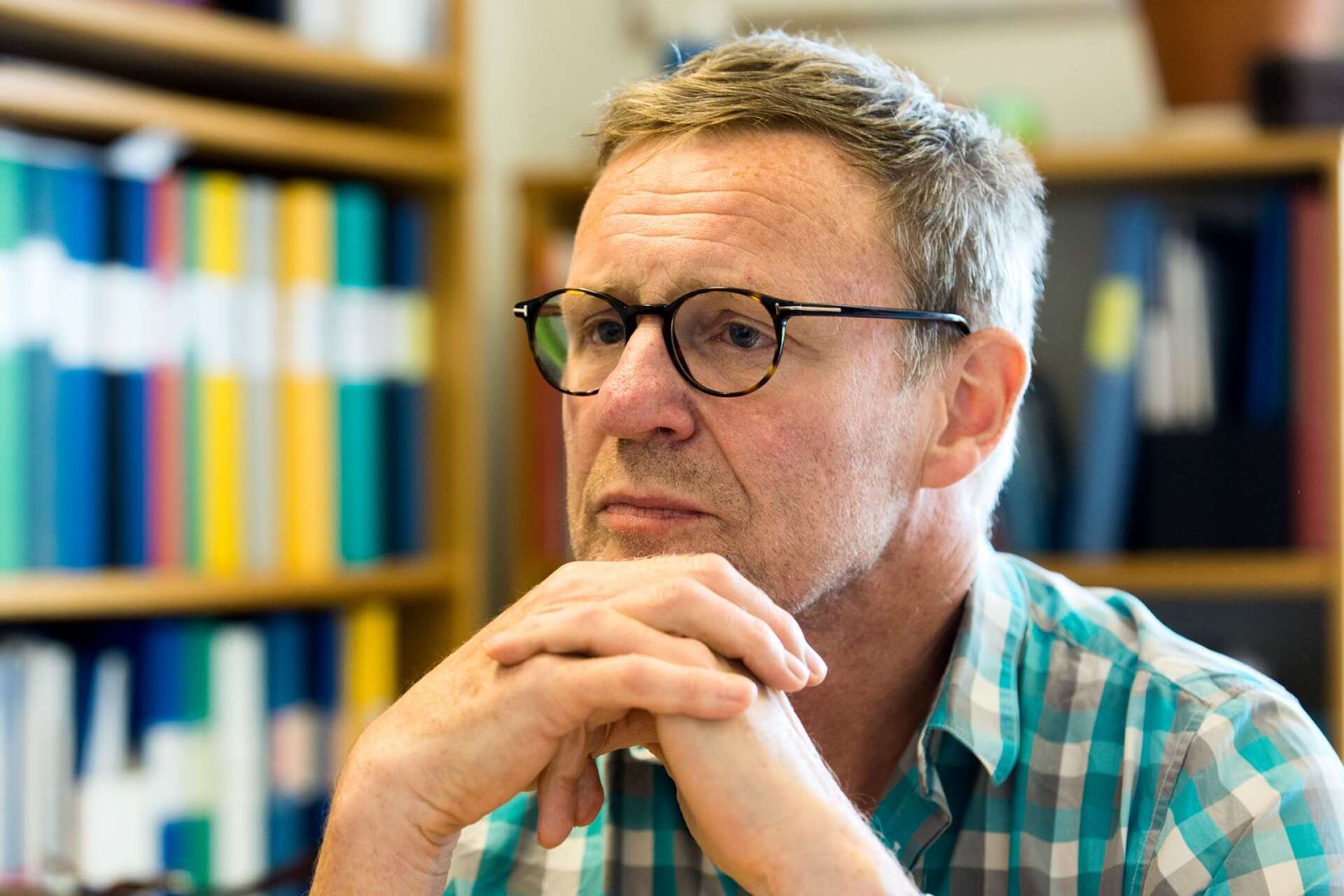 – Personen som smittats bor inte i Skövde men arbetar där, säger Peter Nolskog, biträdande smittskyddsläkare.