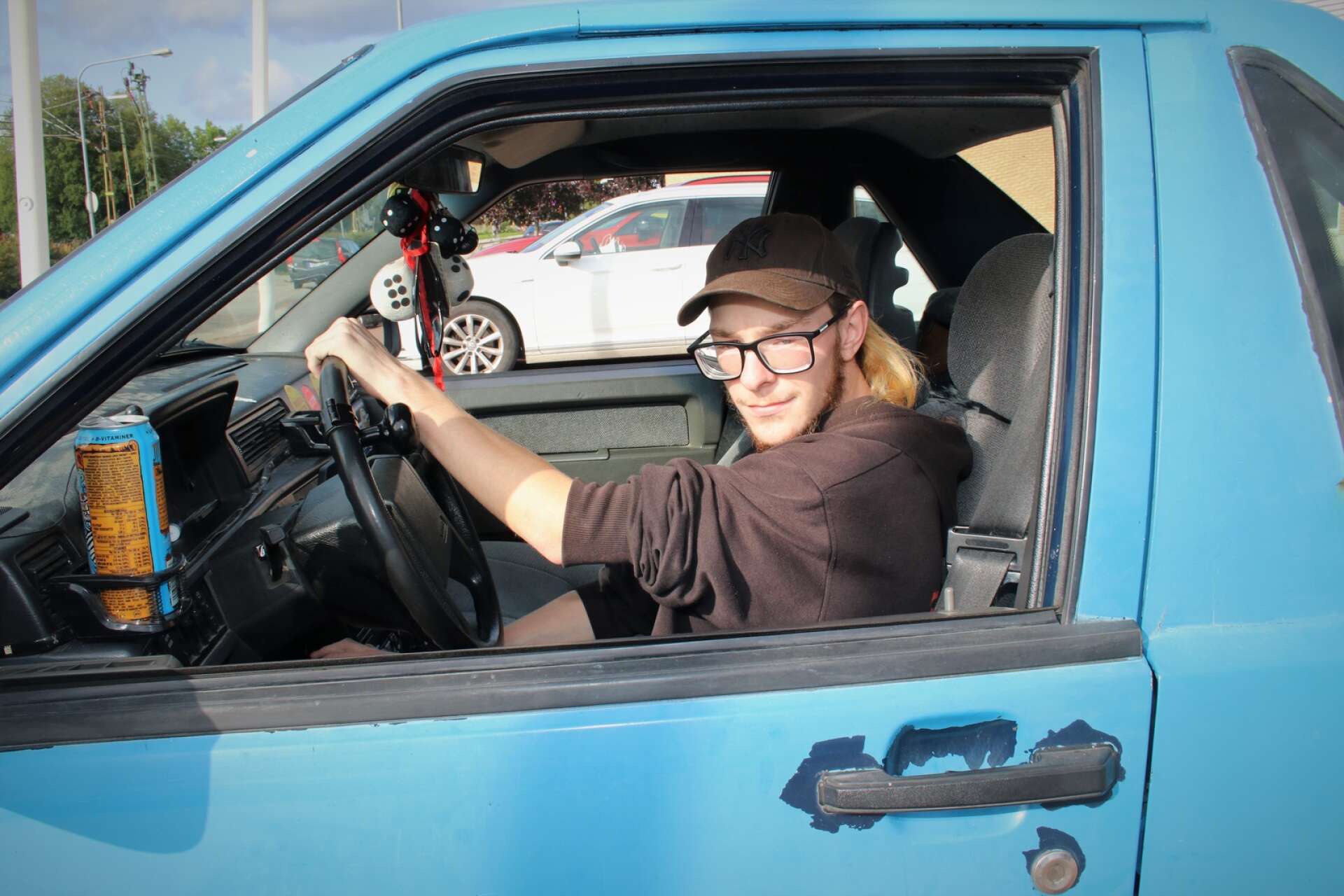 David Lundberos fascination för A-traktorer grundar sig i ett stort bilintresse. Snart fyller han 18 och då kommer han att vara snabb på att ta B-körkort, säger han.