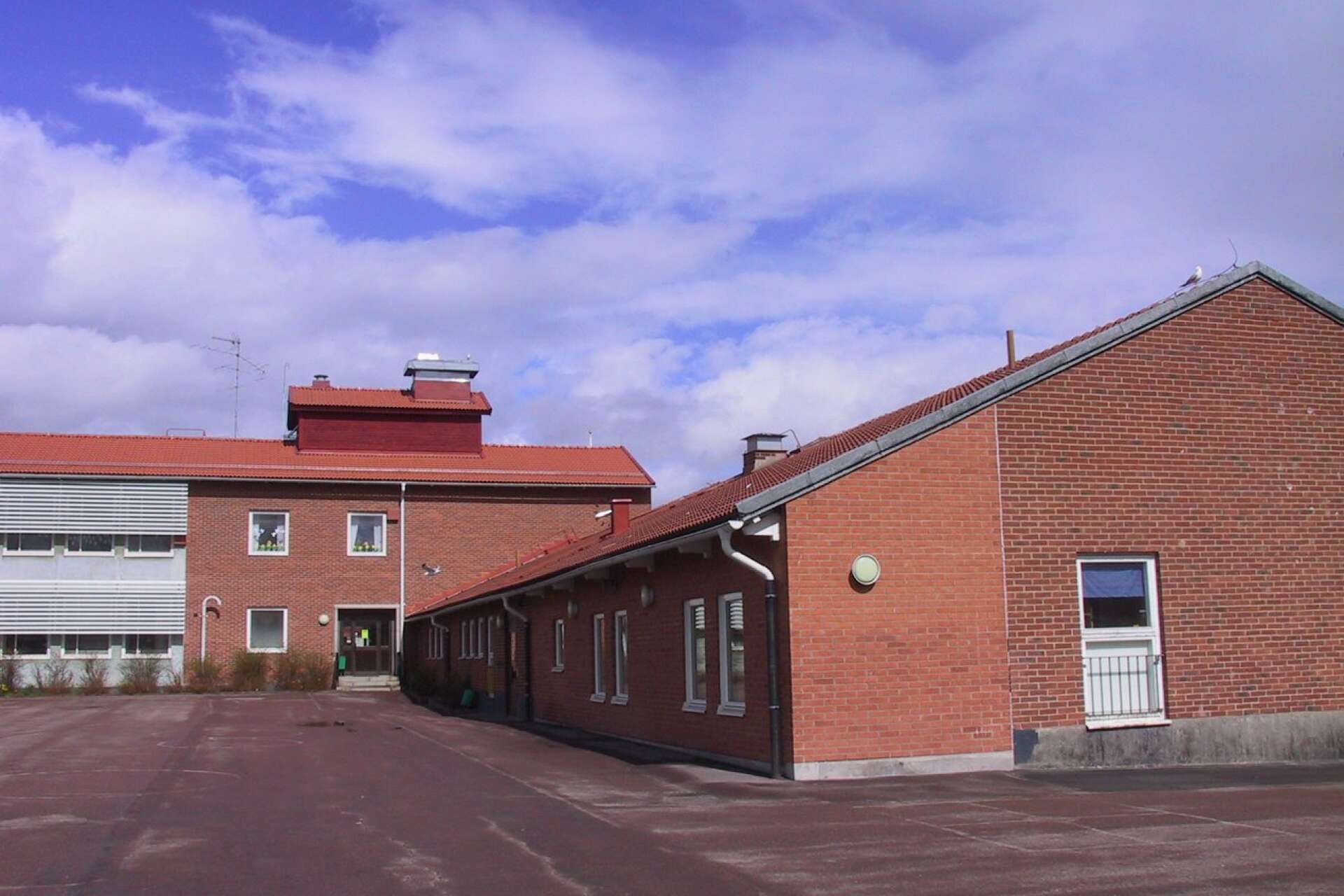  Skäggebergsskolan i Sunne.
