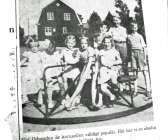 Från 1950 och framåt ordnades parklek på lekplatser i Säffle. Lektanter fanns på plats. En lekplats där det skedde var Odenplan. Säffle-Tidningen berättade om barnavårdsnämndens initiativ. 