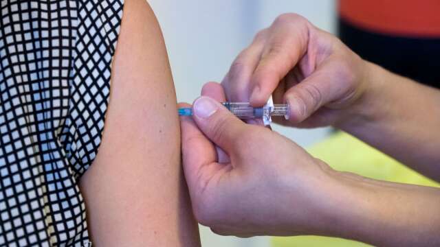 Hög tid att vaccinera sig mot influensa om man inte gjort det, uppmanar smittskyddsläkaren