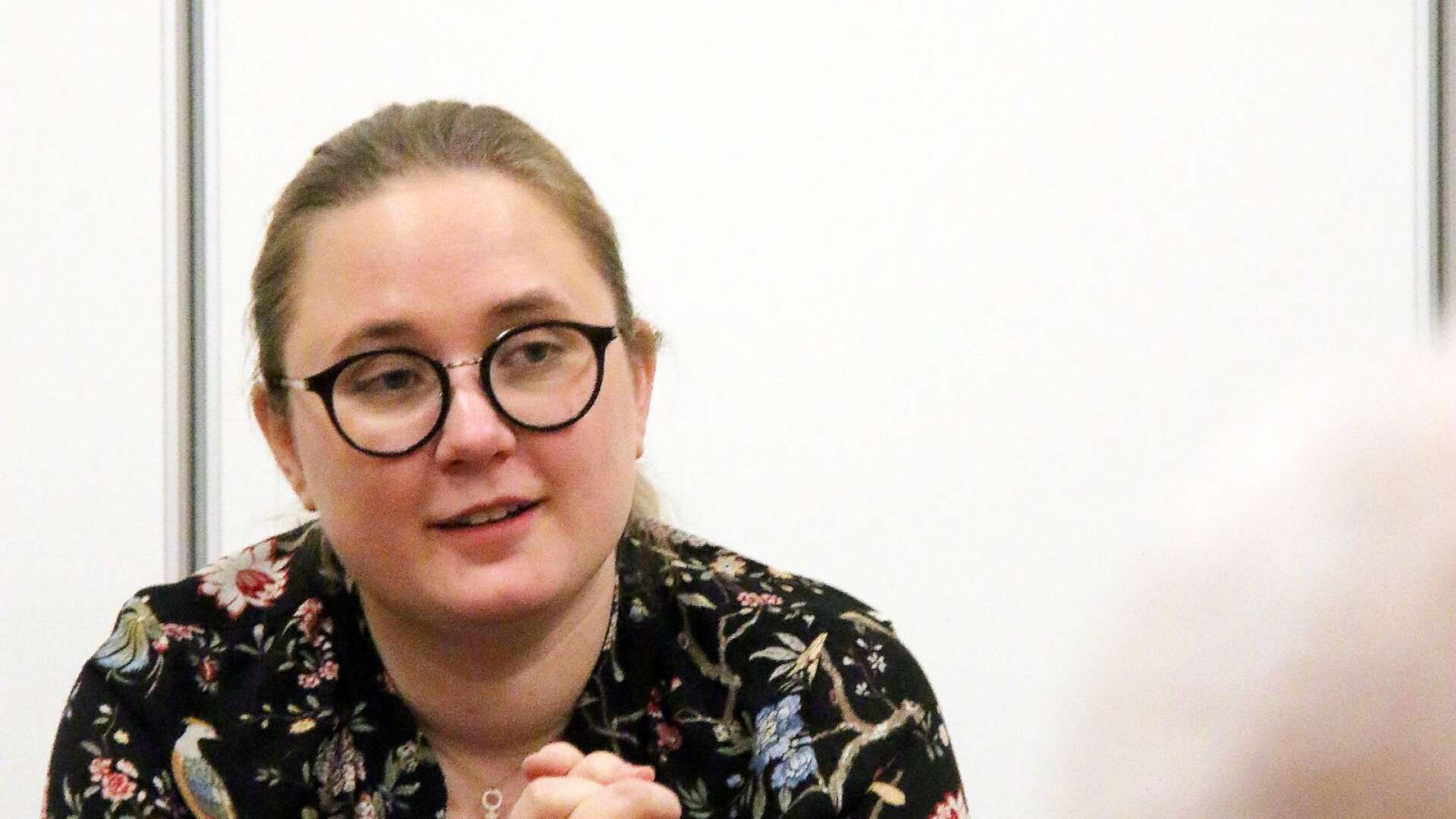 Vänsterns miljöarbete på väg in i 2019, var Elin Segerlinds tema när hon höll en föreläsning i Gamla Real i Ed på måndagen.