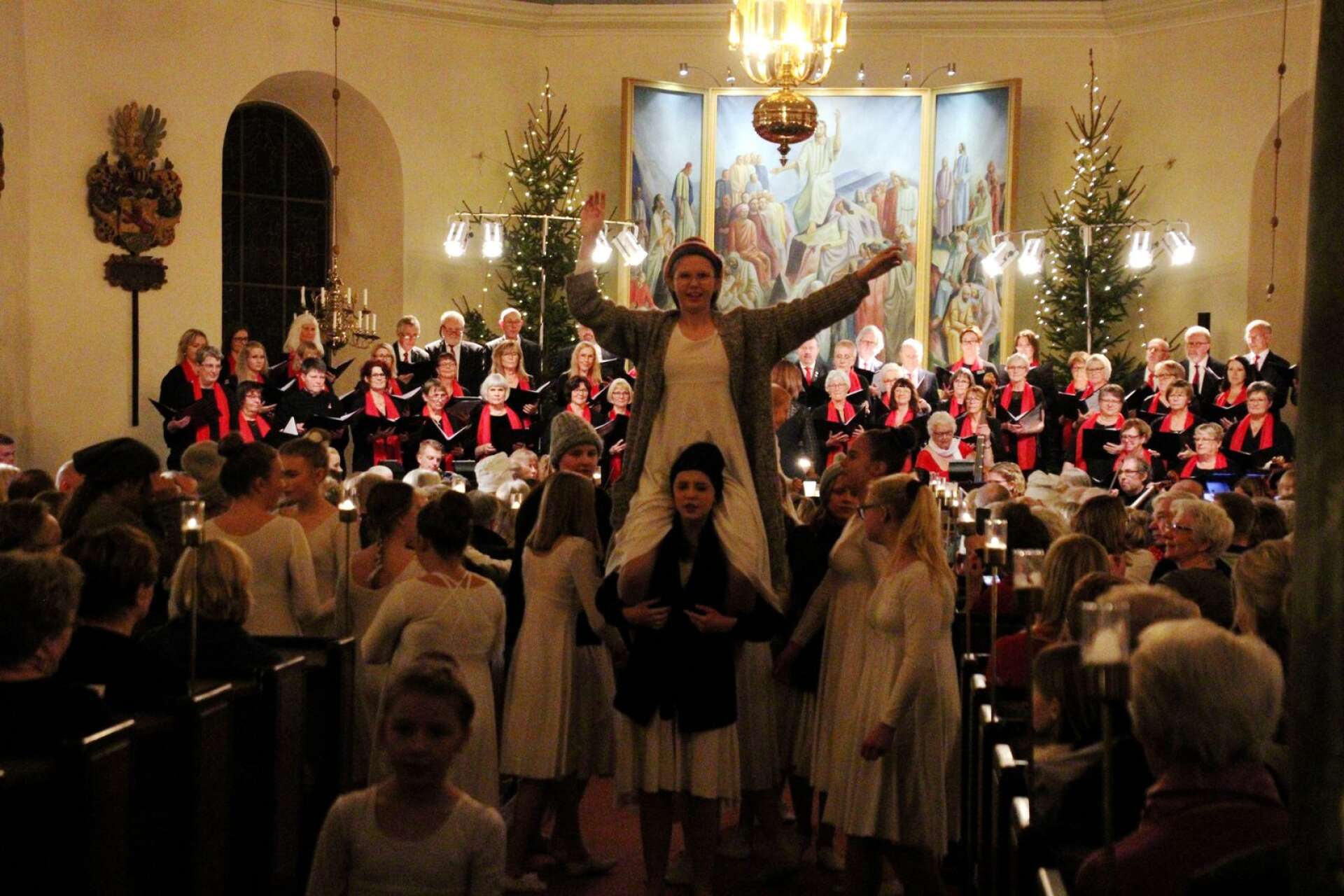 Julkonsert i By kyrka 2019. I år är julkonserterna, luciatågen och adventsgudstjänsterna inställda. 