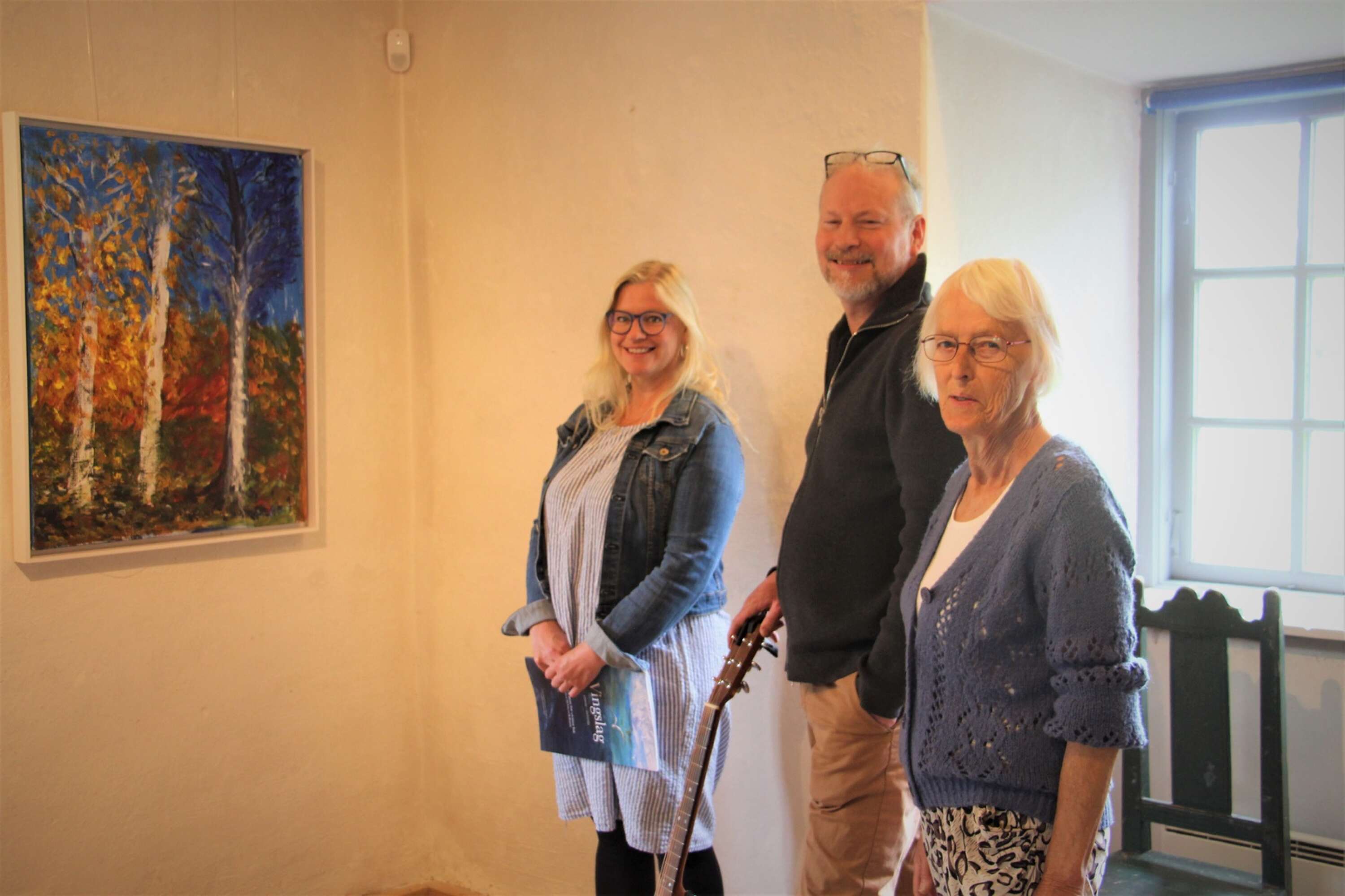 Linda, Martin och Anita förenas i att de fattat tycke för Allerts konst.