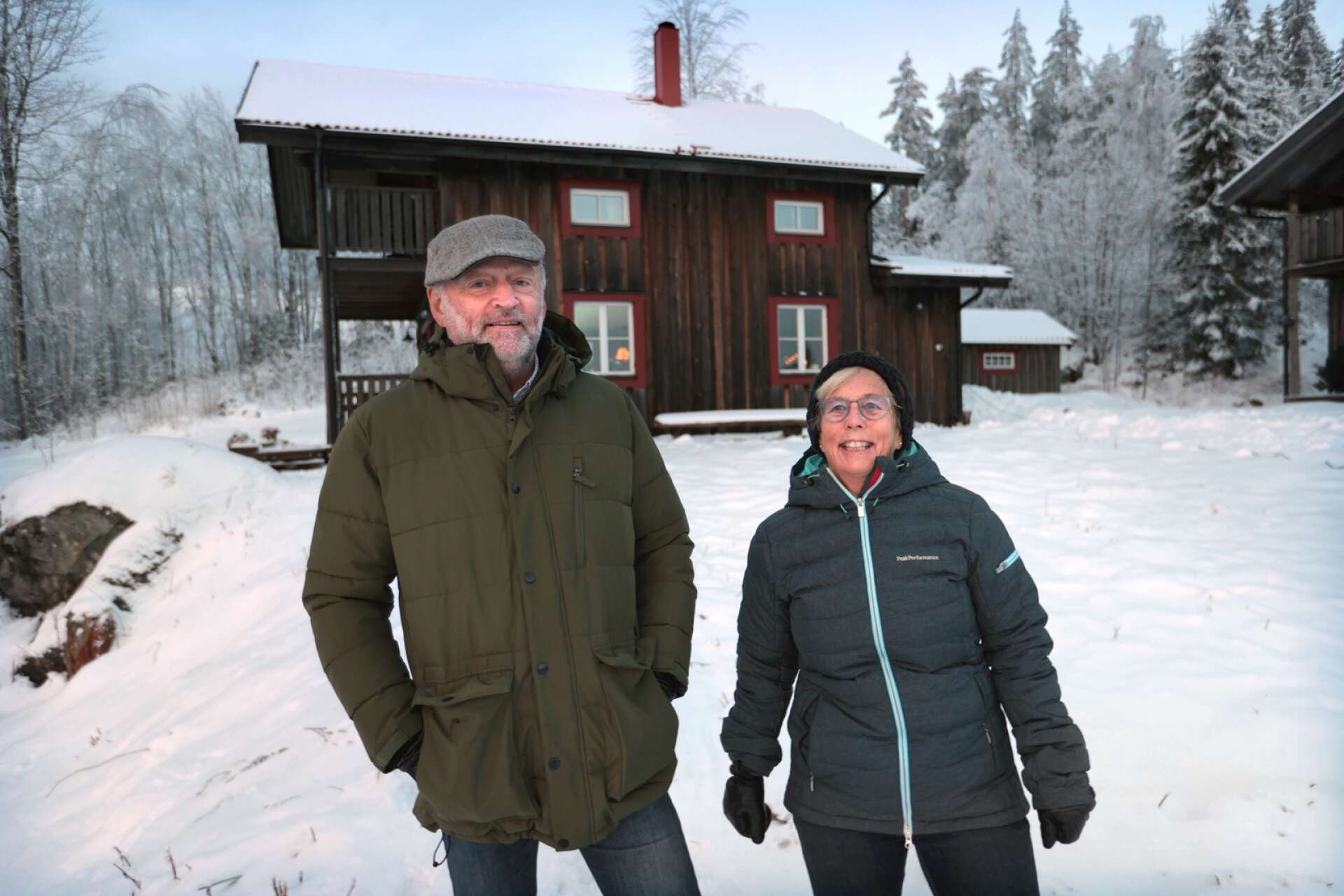 Anders och Agneta Hansson från Karlstad köpte hus i Mattila för drygt tre år sedan. För dem var det kärlek vid första ögonkastet. 