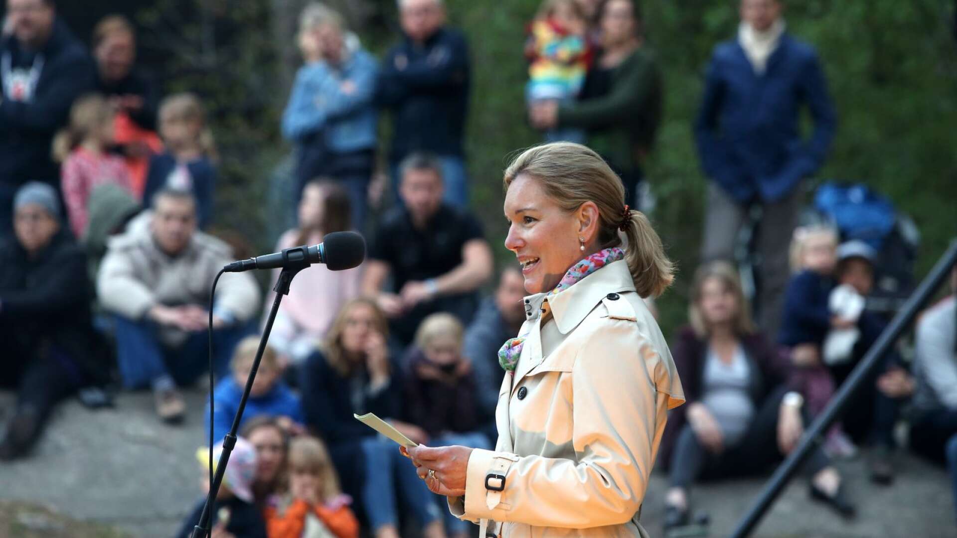 Victoria Svanberg var årets valborgstalare i Mariebergsskogen.