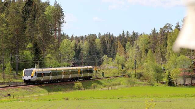 Persontrafik i Tösse på järnvägen mellan Kil och Öxnered. 