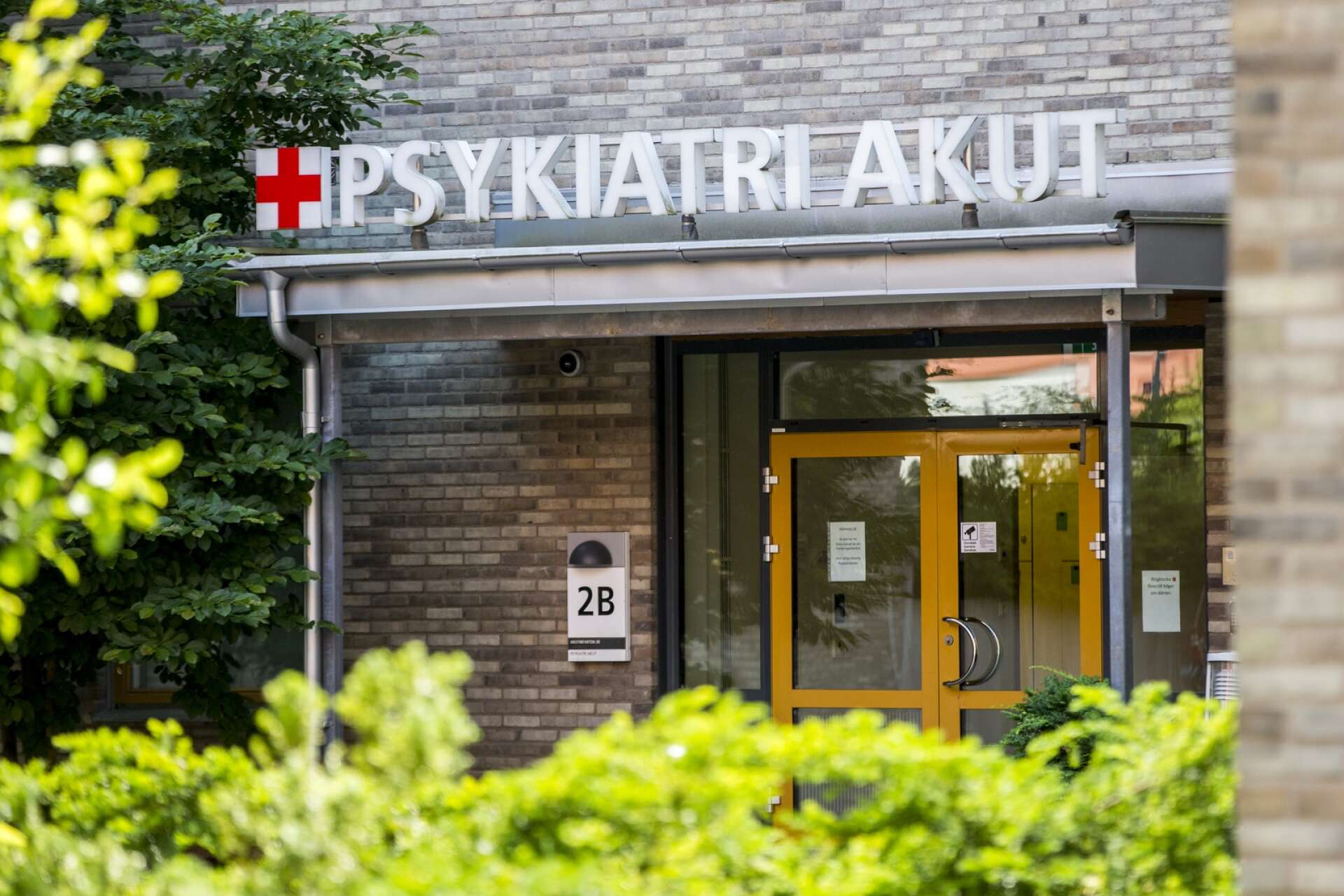 Stor del av polisens resurser läggs på transporter bland annat hit till psykiatriakuten i Karlstad.