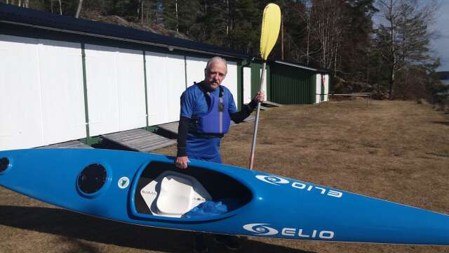 Åmåls kanotförenings ordförande Christer Alfredsson i samband med årets premiärpaddling, den 9 april. 