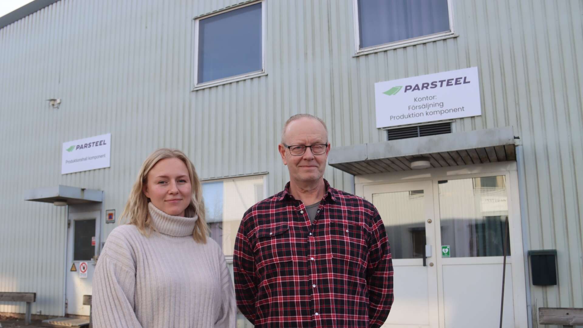 Åmålsföretaget Parsteel har som vision att bygga ut sina lokaler på Forsbrogatan. Vd Caroline Carlsson och försäljningschef Christer Lundqvist är spända på att se vilka anbud fastighetsägaren Åkab fått in.