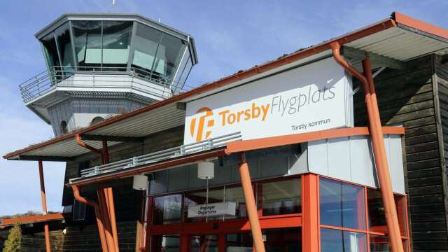 Regeringen vill mer än fördubbla driftstödet till de icke statliga flygplatserna till 2024. Torsby flygplats är en av 22 flygplatser i kategorin som får driftstöd för 2023.