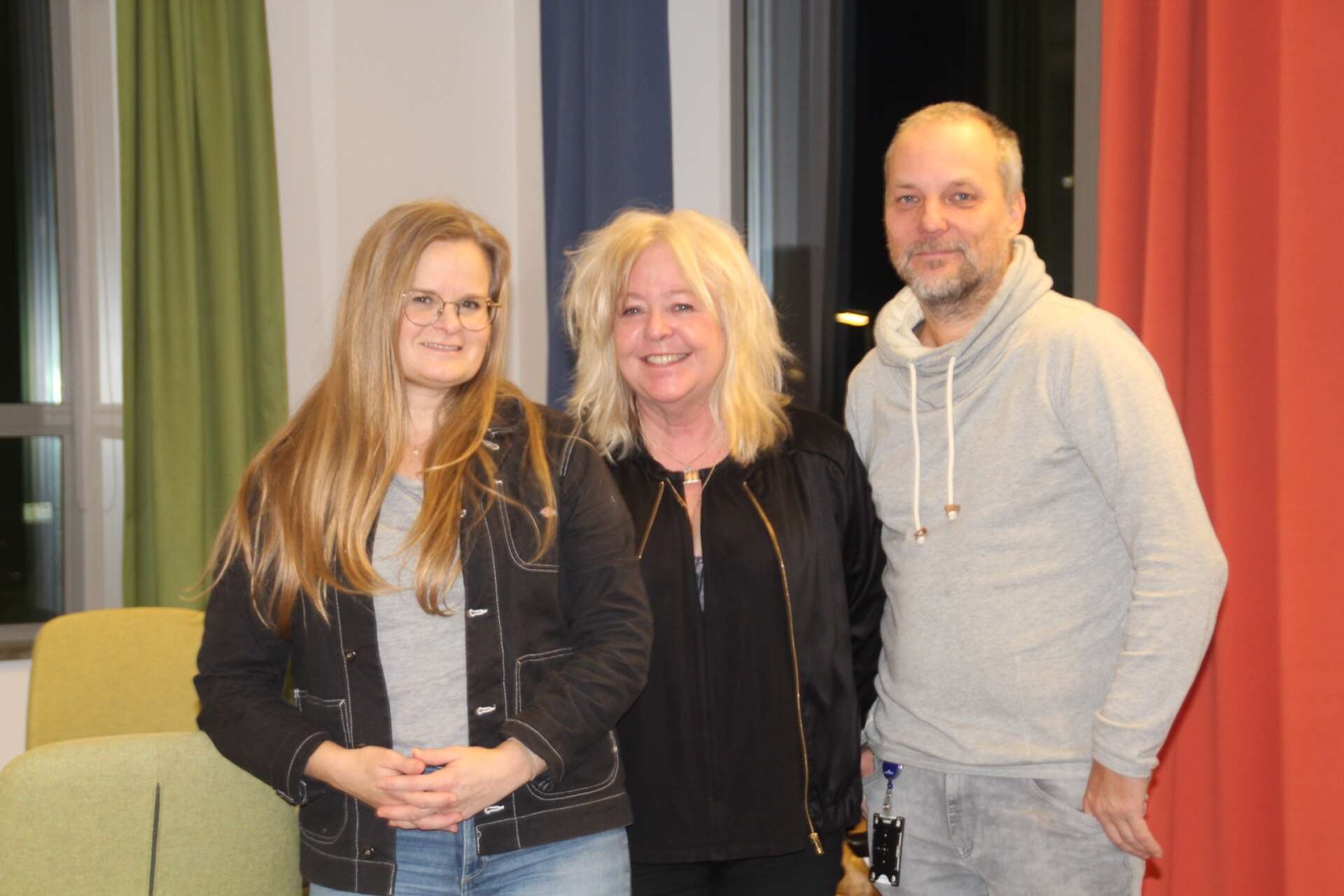 Kristiina Engelin, Inger Nordström och Kenneth Ölund uppmanar alla med intresse av allt från keramik och träsnideri till fotografering och måleri att komma på uppropet inför en ny konstförening. 