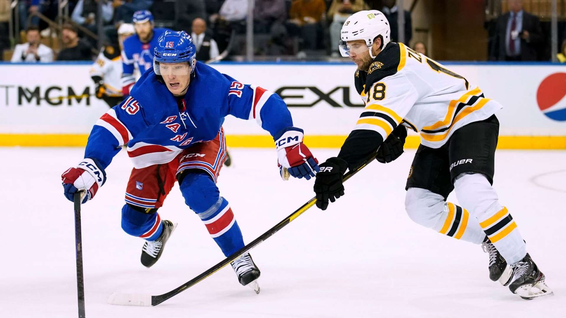 Gustav Rydahl kan komma att göra sin NHL-debut i natt, när New York Rangers möter Montreal (bild från försäsongen).