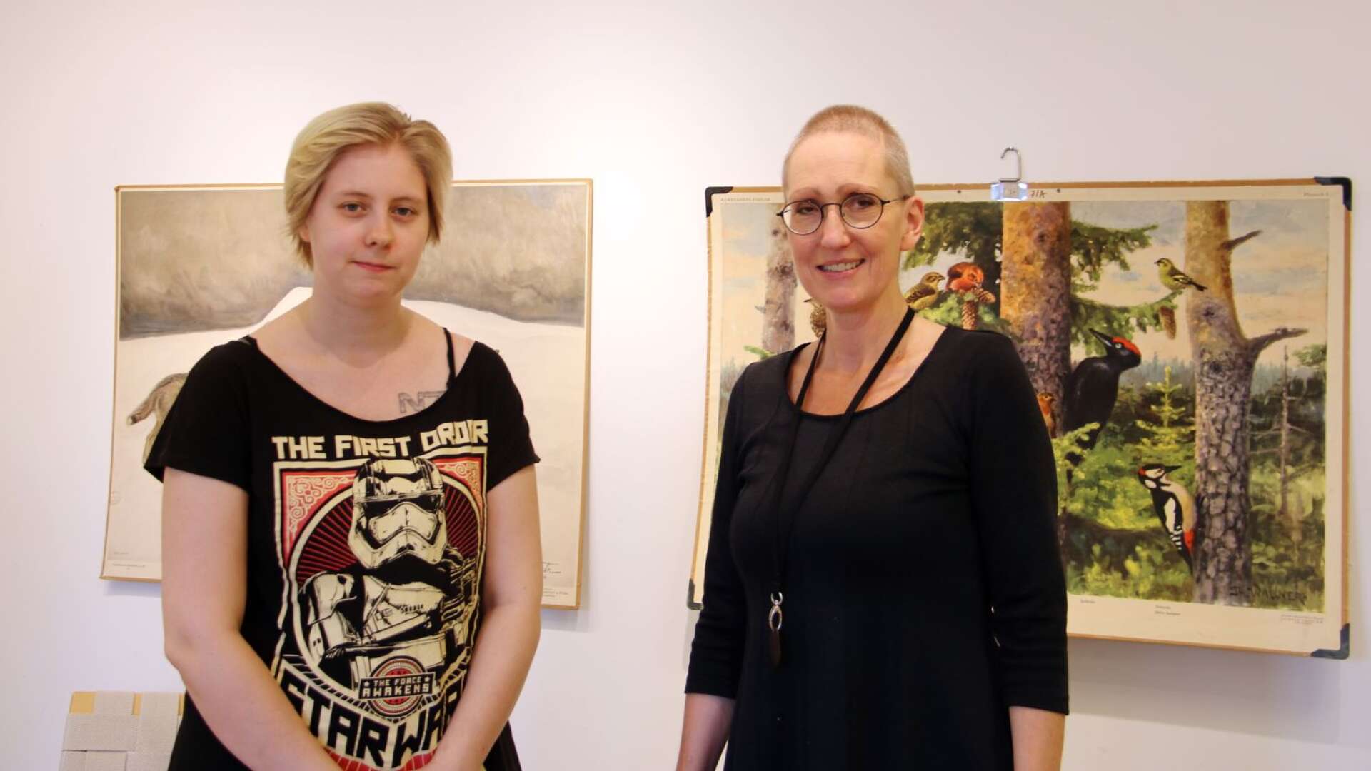 Jenny Andersson och Helena Blomqvist är nöjda med utställningen.
