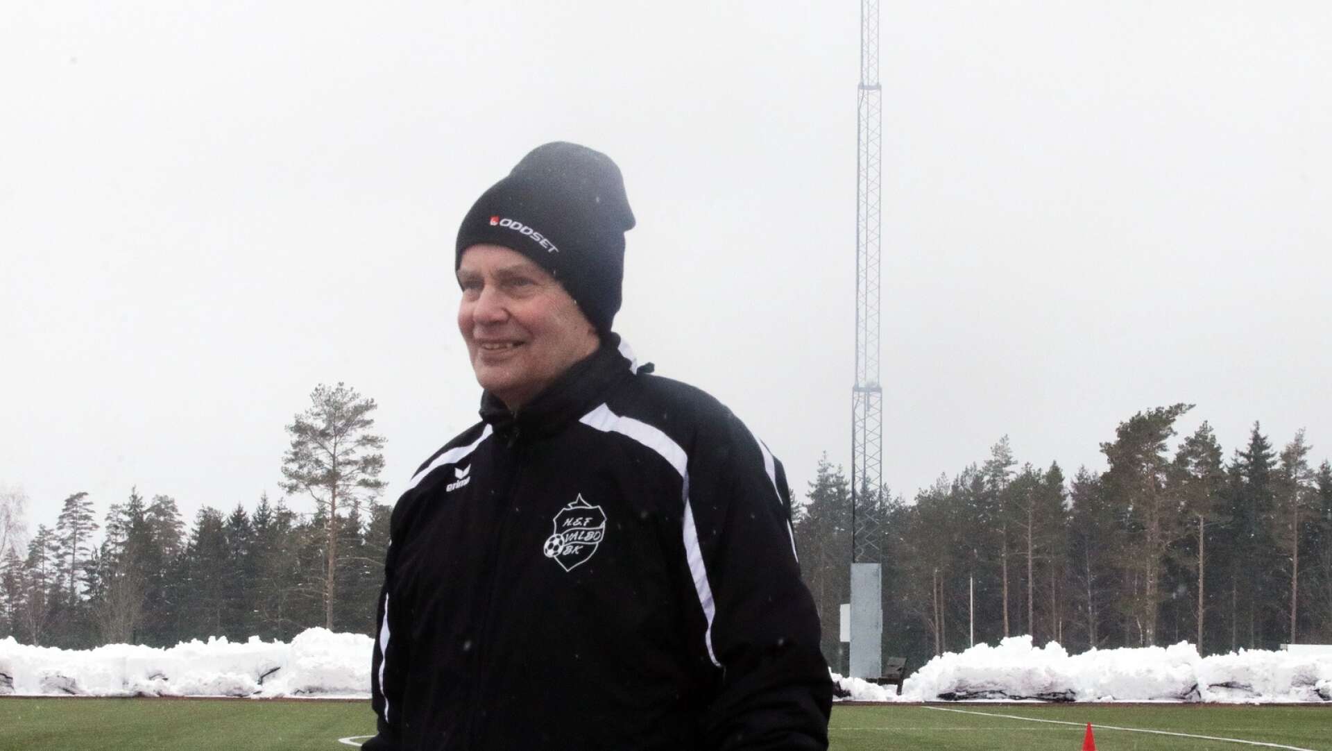 Lars-Åke Larssons HEF Valbo har haft en strulig försäsong menhoppas hänga kvar i division 3.