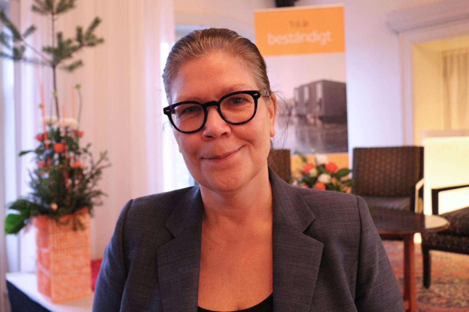 Helene Vogelmann jobbar med projekt inom kluster och innovationssystem på Region Värmland. Hon är drivande i bildandet av en hub för träbyggnadsindustrin i Värmland.