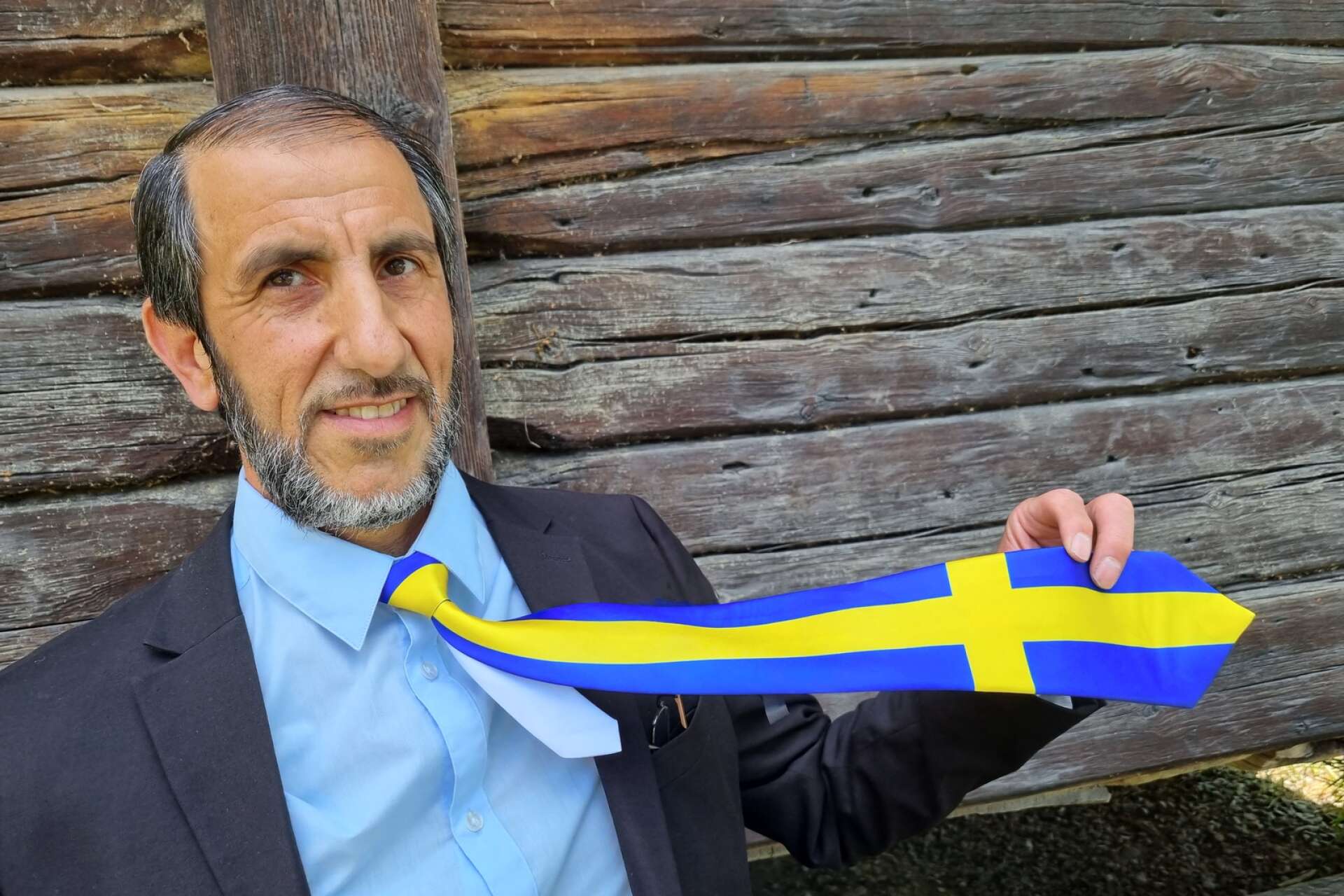 Khaled Almonajed gillar Sverige, och nu är han svensk medborgare.