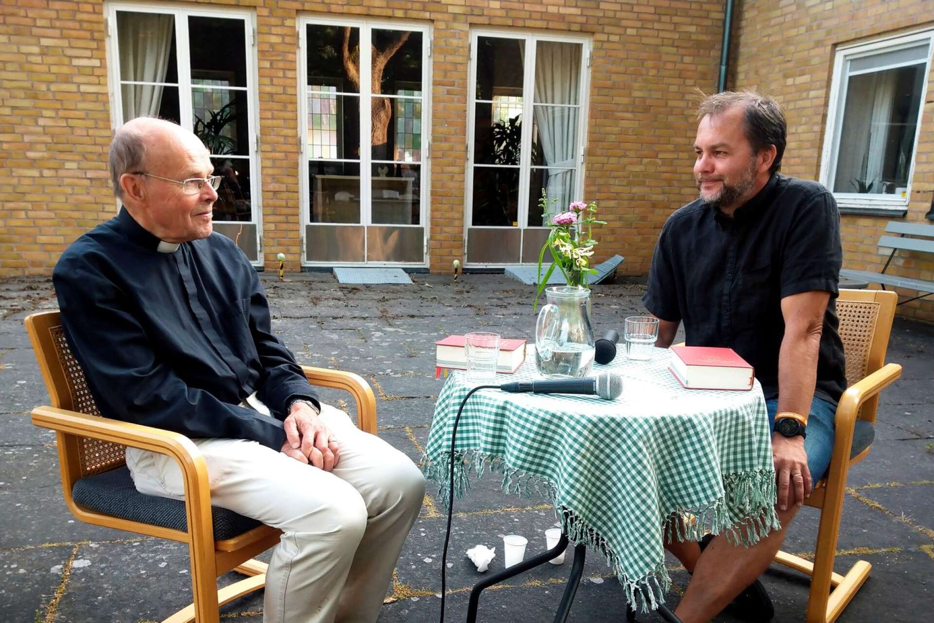 Kvällen gäst var Krister Annell som intervjuades av Kenneth Holgerson.