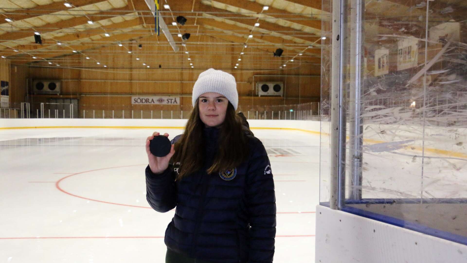 Hälleforsfostrade ishockeyspelaren Thea Liodden representerade det svenska landslaget i Europaungdoms-OS i Finland. 