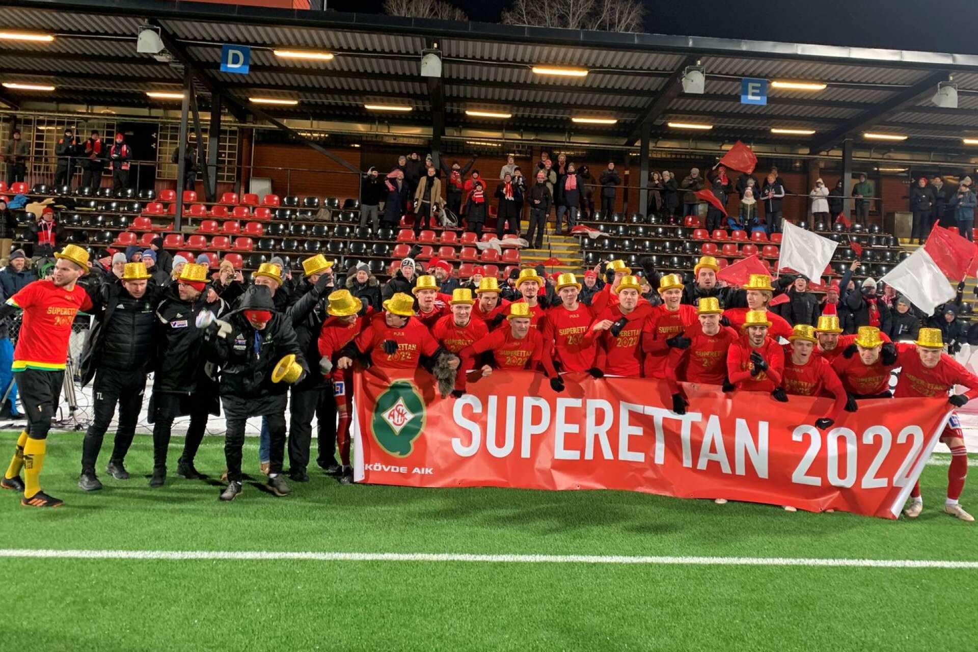 Skövde AIK är klara för superettan efter 0–0 mot Akropolis IF på Grimsta IP.