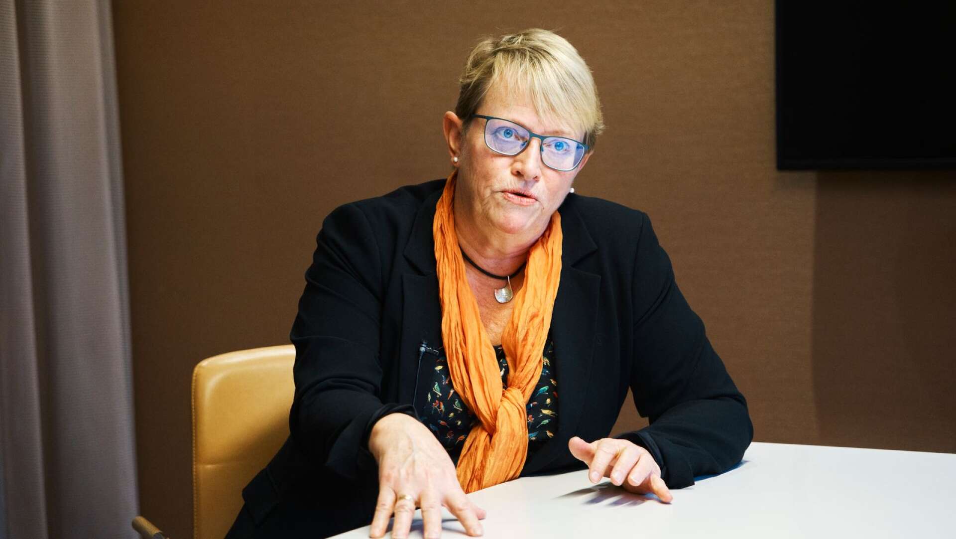 Ing-Marie Wieselgren, nationell samordnareför psykisk hälsa på SKR, Sveriges Kommuneroch Regioner,  har avlidit efter att ha blivit attackerad med kniv under Almedalsveckan i Visby. 
