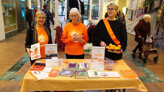Monica Green, Anita Andersson och Ann-Christine Svensson fanns på plats på Commerce under fredagseftermiddagen.